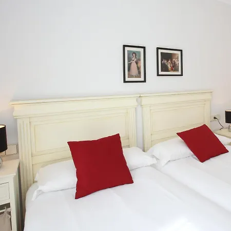 Apartamento Ondarreta Gran Piso Junto A La Playa De Ondarreta San Sebastián